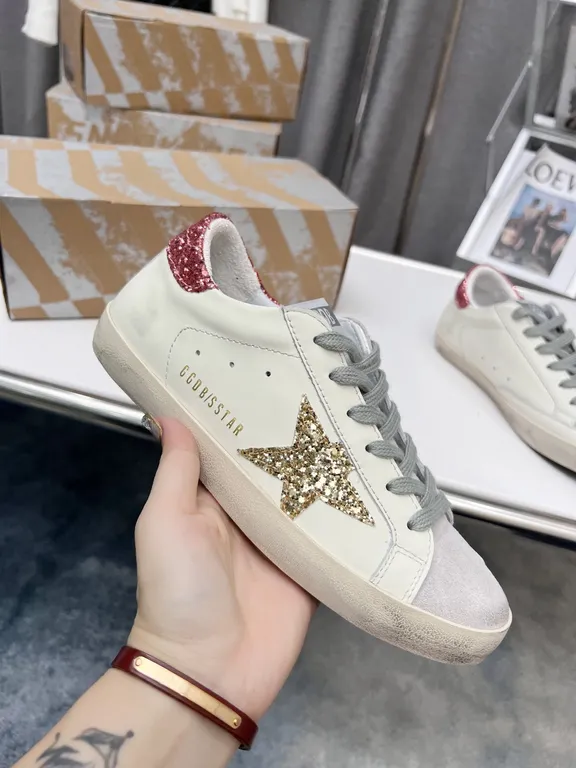 Golden Goose Shoe 